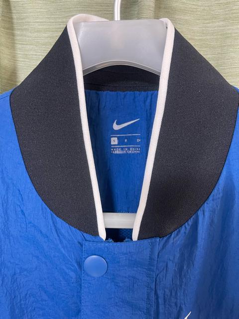 NIKE ナイキ プルオーバー ナイロンジャケット サイズS ブルー 青 ハーフジップ NIKE ナイキ ナイロンジャケット < ブランド NIKE ナイキ プルオーバー ナイロンジャケット サイズS ブルー 青 ハーフジップ NIKE ナイキ ナイロンジャケット < ブランドの