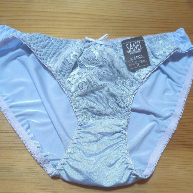 �V�i�ߗސ��F�ԕ����[�X�͗l�M  �� �����t�@�b�V������ 