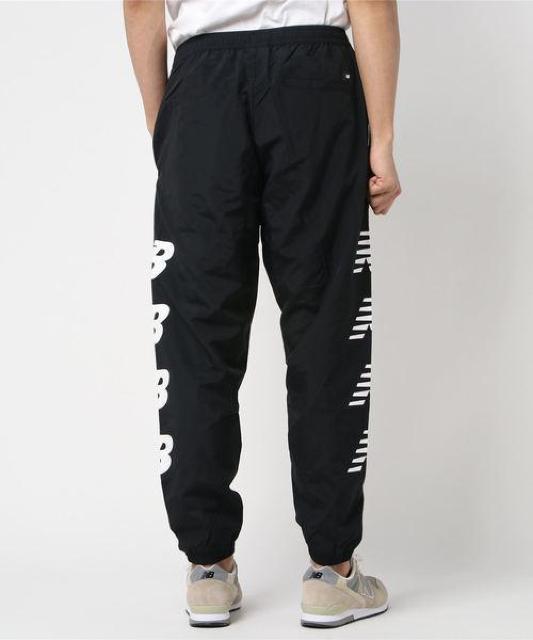 新品 ニューバランス New Balance ウインドパンツ S 黒 サイドロゴ LOGO 裏地メッシュ ナイロン ジャージ < ブランド  新品 ニューバランス New Balance ウインドパンツ S 黒 サイドロゴ LOGO 裏地メッシュ ナイロン ジャージ < ブランドの