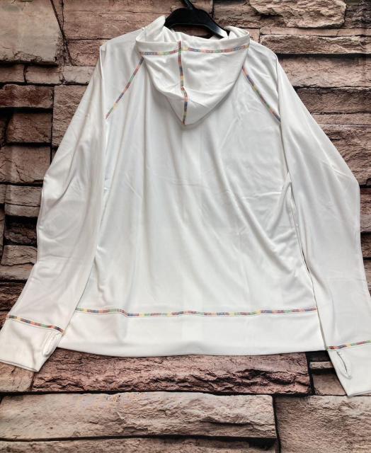 送料無料!紫外線対策&吸水速乾・接触冷感・水陸両用! 大きめサイズ フルジップ ラッシュガードパーカー(2色から)1枚 < 女性ファッション  送料無料!紫外線対策&吸水速乾・接触冷感・水陸両用! 大きめサイズ フルジップ ラッシュガードパーカー(2色から)1枚 < 女性ファッションの