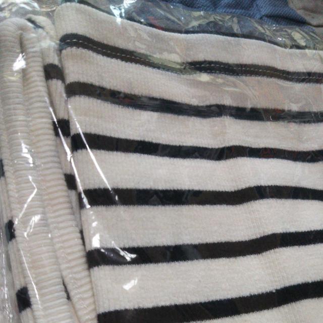 coca テレコボーダータンクホワイト×ブラック Sサイズ 送料無料即決 ノースリーブカットソー アメリカンスリーブ アメスリ < 女性ファッション  coca テレコボーダータンクホワイト×ブラック Sサイズ 送料無料即決 ノースリーブカットソー アメリカンスリーブ アメスリ < 女性ファッションの