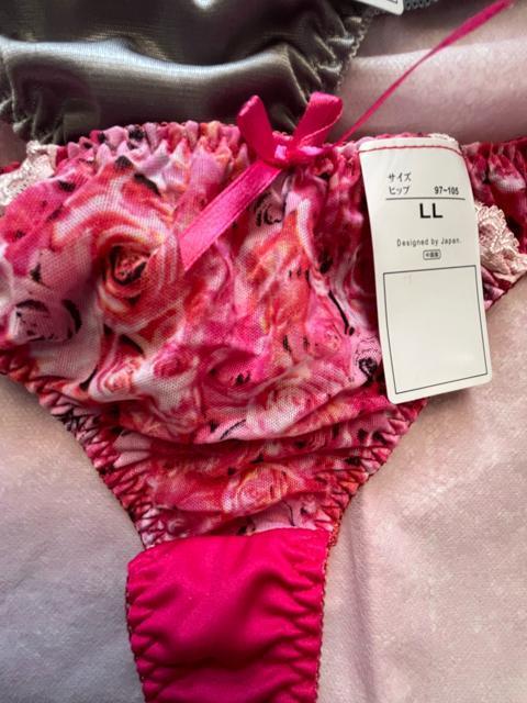 LLサイズ!3枚セット!光沢ツルツル素材!シフォン使いあり!高貴品格!色とりどり!エレガント!Tバックショーツ!No.椿 < 女性ファッション LLサイズ!3枚セット!光沢ツルツル素材!シフォン使いあり!高貴品格!色とりどり!エレガント!Tバックショーツ!No.椿 < 女性ファッションの