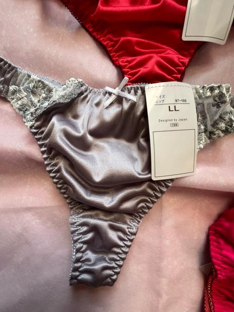 LLサイズ!3枚セット!光沢ツルツル素材!シフォン使いあり!高貴品格!色とりどり!エレガント!Tバックショーツ!No.椿 < 女性ファッション LLサイズ!3枚セット!光沢ツルツル素材!シフォン使いあり!高貴品格!色とりどり!エレガント!Tバックショーツ!No.椿 < 女性ファッションの