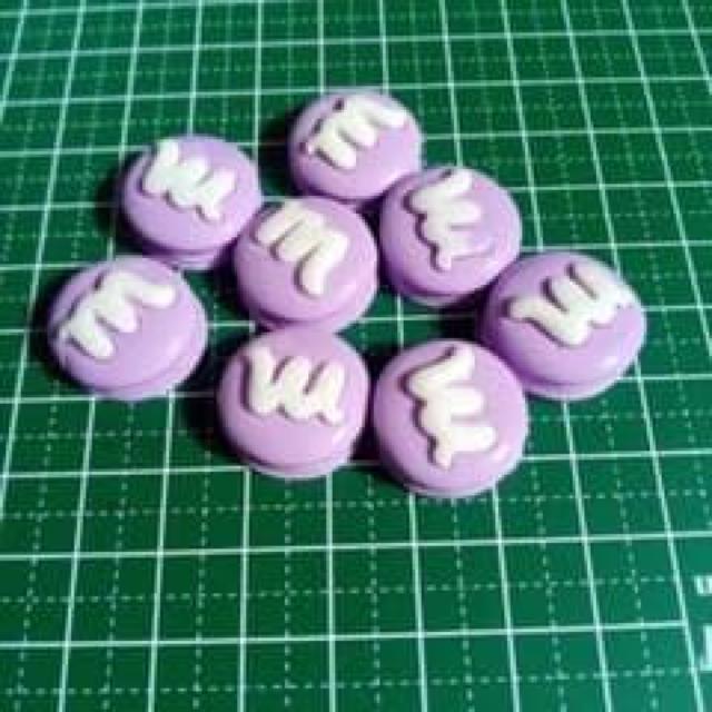 Mクッキー8個セット デコパーツ じゃらじゃらキーホルダー おままごと コレクション < 香水/コスメ/ネイル Mクッキー8個セット デコパーツ じゃらじゃらキーホルダー おままごと コレクション < 香水/コスメ/ネイルの