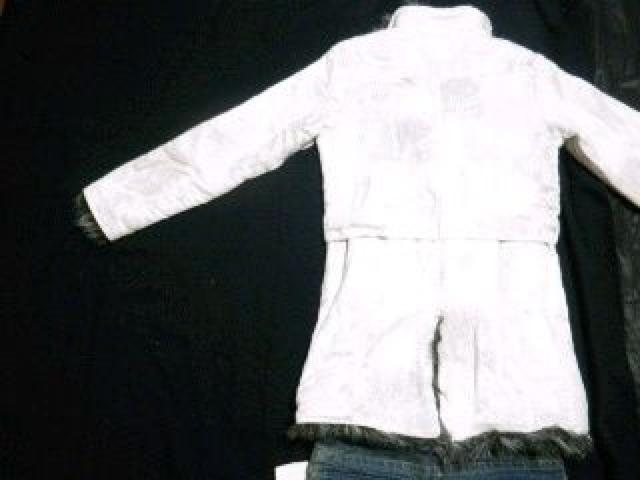 【in the attic】ゴージャス♪ベルト付バックスリット中綿スエード調ファームートンコート < ブランド 【in the attic】ゴージャス♪ベルト付バックスリット中綿スエード調ファームートンコート < ブランドの