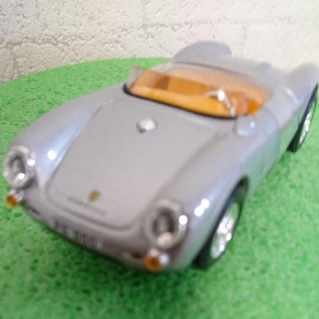 ~jJ[ |VF PS 550  zr[ 