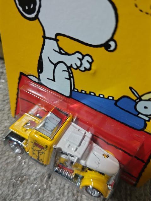 HW '14 ポップカルチャーシリーズ スヌーピー コンボイ 未開封 < ホビー HW '14 ポップカルチャーシリーズ スヌーピー コンボイ 未開封 < ホビーの