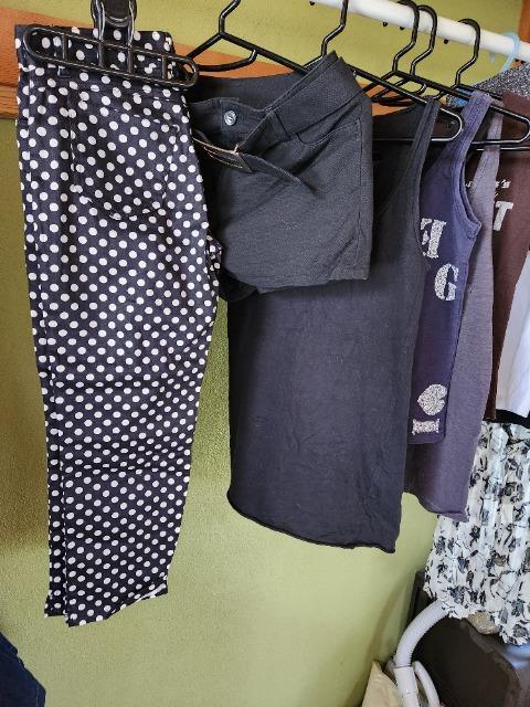 美品☆平成☆ギャル服(モノトーン系)Mサイズまとめ売 < 女性ファッション  美品☆平成☆ギャル服(モノトーン系)Mサイズまとめ売  < 女性ファッションの