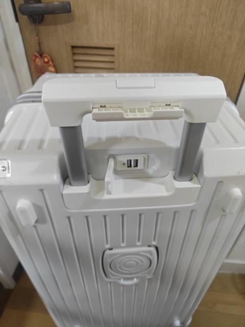 超大多機能スーツケース大型 新品同様 < 女性ファッション 超大多機能スーツケース大型 新品同様 < 女性ファッションの