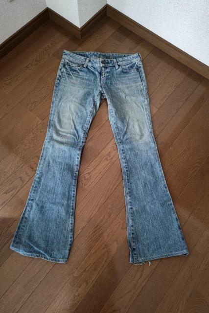 QUC`  }EW[  MOUSSY   uh 