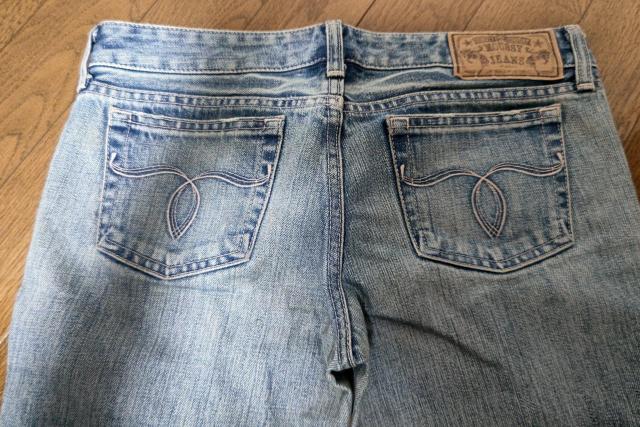 QUC`  }EW[  MOUSSY  uh 