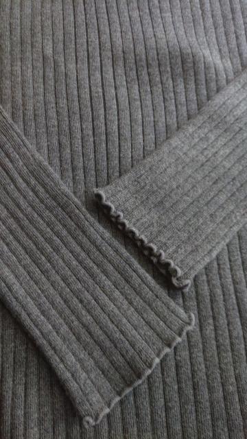 送料込 ikka ハイネックリブニット ダークグレー Mサイズ レディース 長袖ニット 美品 < ブランド  送料込 ikka ハイネックリブニット ダークグレー Mサイズ レディース 長袖ニット 美品 < ブランドの