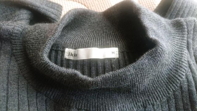 送料込 ikka ハイネックリブニット ダークグレー Mサイズ レディース 長袖ニット 美品 < ブランド  送料込 ikka ハイネックリブニット ダークグレー Mサイズ レディース 長袖ニット 美品 < ブランドの