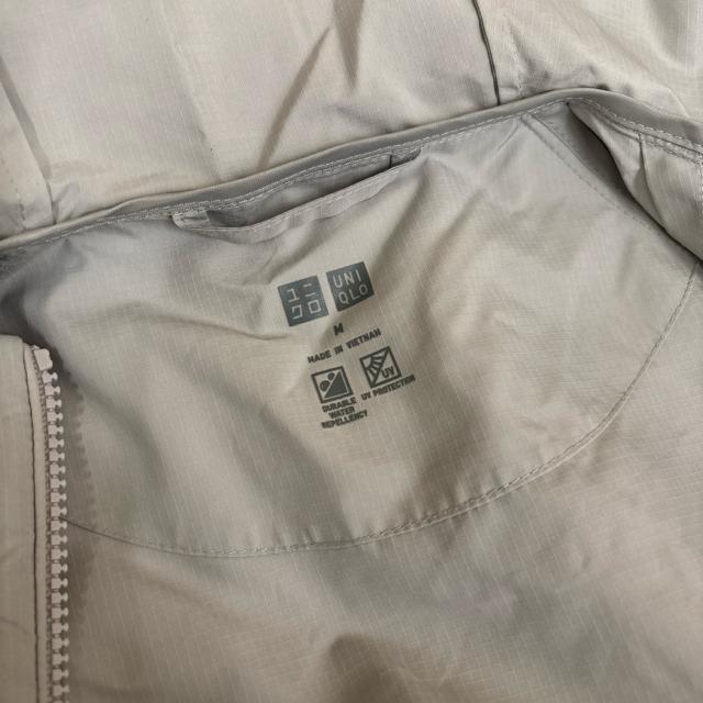 即決 UNIQLO ユニクロ ポケッタブルUVカットパーカ M < ブランド 即決 UNIQLO ユニクロ ポケッタブルUVカットパーカ M < ブランドの