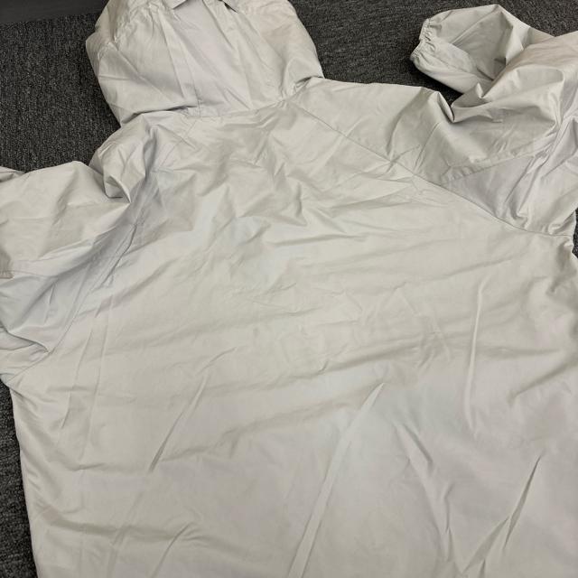 即決 UNIQLO ユニクロ ポケッタブルUVカットパーカ M < ブランド 即決 UNIQLO ユニクロ ポケッタブルUVカットパーカ M < ブランドの