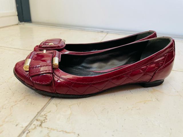 バーバリー パンプス ハワイ限定 35 < ブランド  バーバリー パンプス ハワイ限定 35 < ブランドの