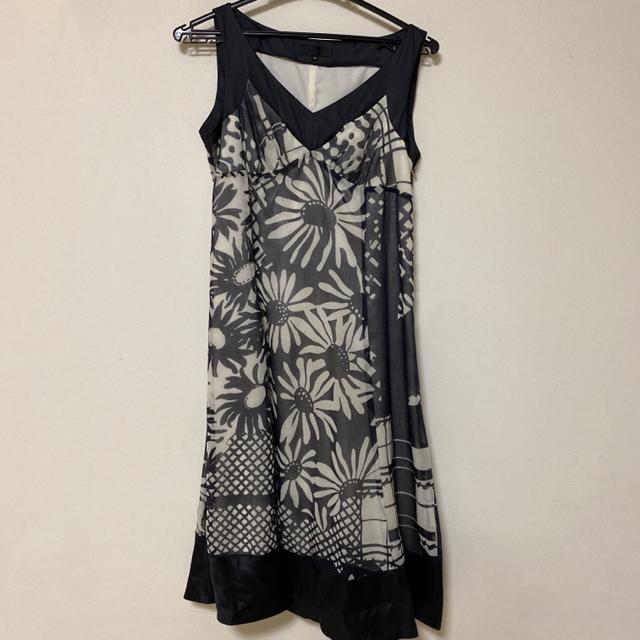 匿名配送 FRAGILE  サイズ36 ワンピース  花柄 シック < ブランド  匿名配送 FRAGILE  サイズ36 ワンピース  花柄 シック  < ブランドの