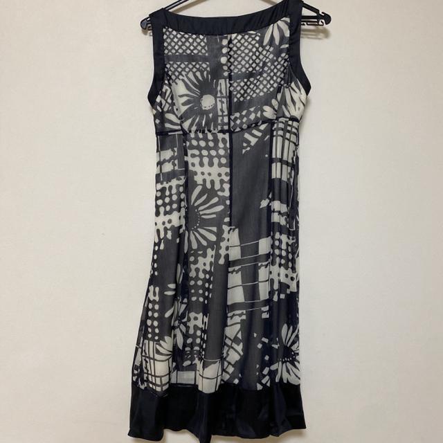 匿名配送 FRAGILE  サイズ36 ワンピース  花柄 シック < ブランド  匿名配送 FRAGILE  サイズ36 ワンピース  花柄 シック < ブランドの