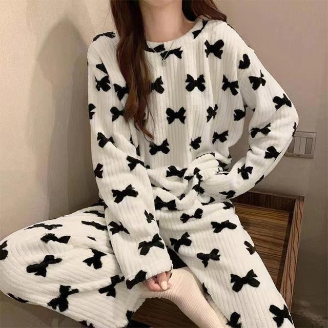 送料無料 新品 フリースパジャマ 上下セット レディース < 女性ファッション  送料無料 新品 フリースパジャマ 上下セット レディース < 女性ファッションの