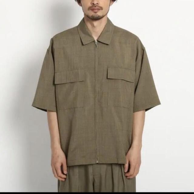 リネンタッチシャンブレー ビッグシルエット 半袖ジップシャツ   L < 男性ファッション  リネンタッチシャンブレー ビッグシルエット 半袖ジップシャツ   L < 男性ファッションの