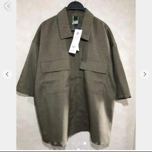 リネンタッチシャンブレー ビッグシルエット 半袖ジップシャツ   L < 男性ファッション  リネンタッチシャンブレー ビッグシルエット 半袖ジップシャツ   L < 男性ファッションの