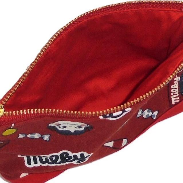 【17p幅ミニ】◆ペコちゃん・Milky・チョコ×レトロ赤×赤無地◆ファスナーポーチ < 女性ファッション 【17p幅ミニ】◆ペコちゃん・Milky・チョコ×レトロ赤×赤無地◆ファスナーポーチ < 女性ファッションの