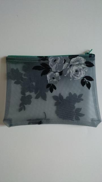 新品未使用★花柄メッシュポーチ★グリーン★ < 女性ファッション 新品未使用★花柄メッシュポーチ★グリーン★ < 女性ファッションの