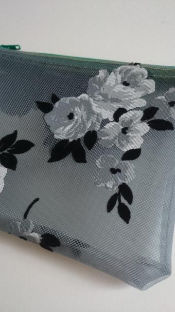 新品未使用★花柄メッシュポーチ★グリーン★ < 女性ファッション 新品未使用★花柄メッシュポーチ★グリーン★ < 女性ファッションの
