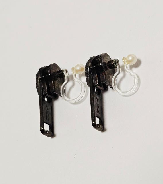 (224) イヤリング 真鍮製 樹脂製 フェイクパール YKK ファスナー < 女性アクセサリー/時計 (224) イヤリング 真鍮製 樹脂製 フェイクパール YKK ファスナー < 女性アクセサリー/時計の