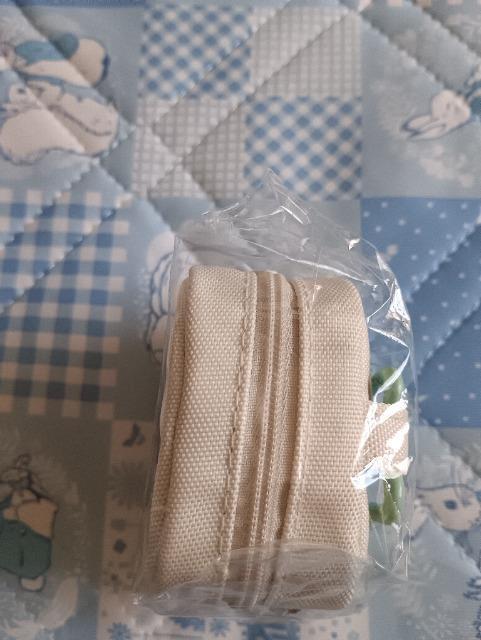 モフサンド、カラナビつき刺繍スクエアミニポーチ、ホワイト < 女性ファッション モフサンド、カラナビつき刺繍スクエアミニポーチ、ホワイト < 女性ファッションの