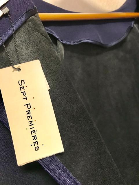 SEPT PREMIERES 裏地ボア チュニック 紺 未使用 タグ付き < 女性ファッション SEPT PREMIERES 裏地ボア チュニック 紺 未使用 タグ付き < 女性ファッションの
