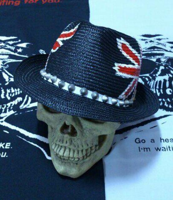 即決レベルコードREBELCODEユニオンジャックスタッズハット!パンクロックモッズスタイル < 男性ファッション  即決レベルコードREBELCODEユニオンジャックスタッズハット!パンクロックモッズスタイル  < 男性ファッションの