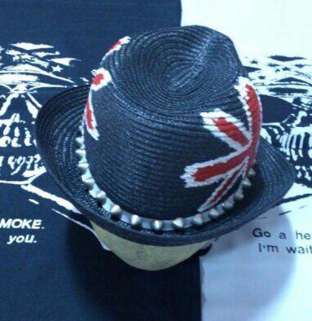 即決レベルコードREBELCODEユニオンジャックスタッズハット!パンクロックモッズスタイル < 男性ファッション  即決レベルコードREBELCODEユニオンジャックスタッズハット!パンクロックモッズスタイル < 男性ファッションの