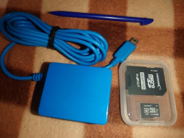 【動作確認済み】32GBメモリ付き 3DSLL 本体 ブルー < ゲーム本体/ソフト 【動作確認済み】32GBメモリ付き 3DSLL 本体 ブルー < ゲーム本体/ソフトの