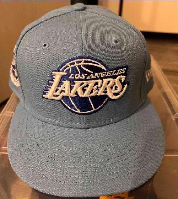 激レア!US企画!LAKERS/レイカーズ/NEW ERA/ニューエラ/キャップ/Los Angeles/スカイブルー/LA < ブランド 激レア!US企画!LAKERS/レイカーズ/NEW ERA/ニューエラ/キャップ/Los Angeles/スカイブルー/LA < ブランドの