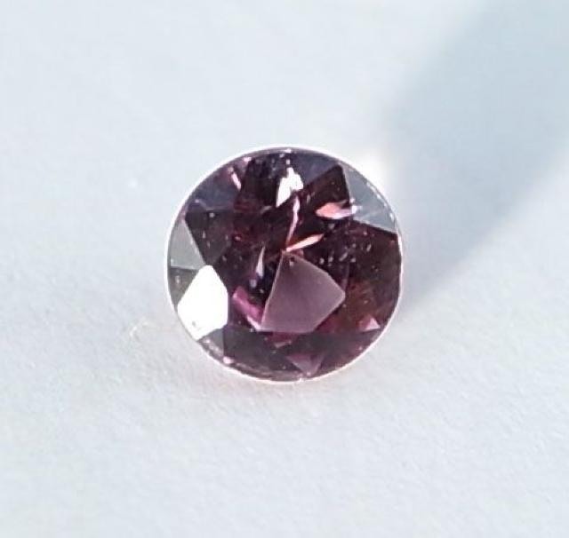 マダガスカル産★カラーチェンジガーネット0.23ct カット良い★3549cx < 女性アクセサリー/時計 マダガスカル産★カラーチェンジガーネット0.23ct カット良い★3549cx < 女性アクセサリー/時計の