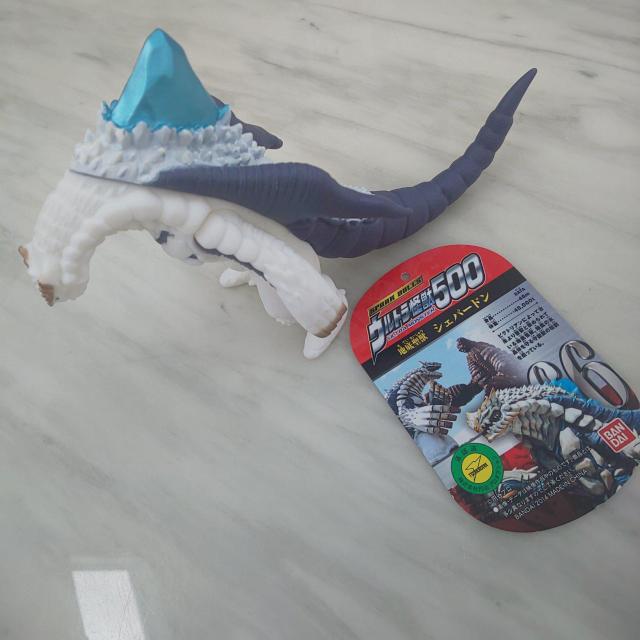 ウルトラ怪獣500 シェパードン ライブサイン付 < ホビー  ウルトラ怪獣500 シェパードン ライブサイン付 < ホビーの