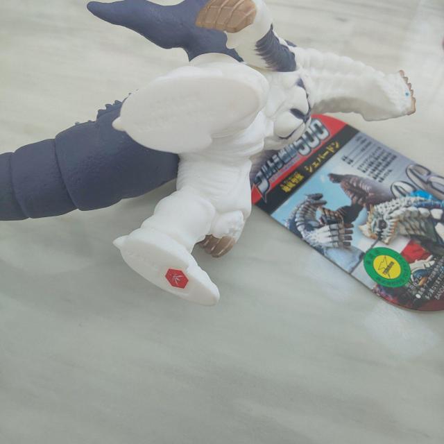 ウルトラ怪獣500 シェパードン ライブサイン付 < ホビー  ウルトラ怪獣500 シェパードン ライブサイン付 < ホビーの