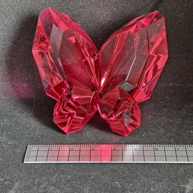 新品*アクリルアイス*蝶々*クリスタル*フィギュア*赤*クリア*バタフライ < インテリア/ライフ 新品*アクリルアイス*蝶々*クリスタル*フィギュア*赤*クリア*バタフライ < インテリア/ライフの