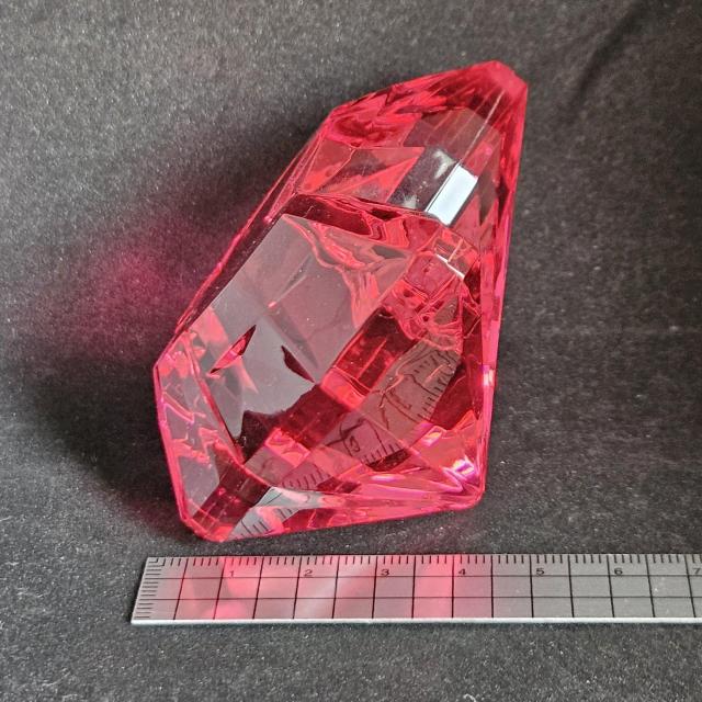 新品*アクリルアイス*蝶々*クリスタル*フィギュア*赤*クリア*バタフライ < インテリア/ライフ 新品*アクリルアイス*蝶々*クリスタル*フィギュア*赤*クリア*バタフライ < インテリア/ライフの