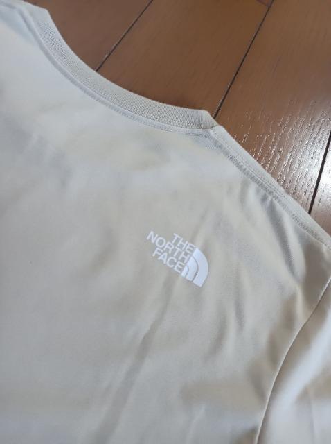 大人気★THE NORTH FACE前後ロゴ入り長袖シャツ★ロンT★男女OK★美品★ノースフェイス★ < 男性ファッション 大人気★THE NORTH FACE前後ロゴ入り長袖シャツ★ロンT★男女OK★美品★ノースフェイス★ < 男性ファッションの