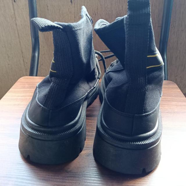 新品 24.5cm レディース ブーツ ブラック 厚底 シューズ ショートブーツ < 女性ファッション  新品 24.5cm レディース ブーツ ブラック 厚底 シューズ ショートブーツ < 女性ファッションの