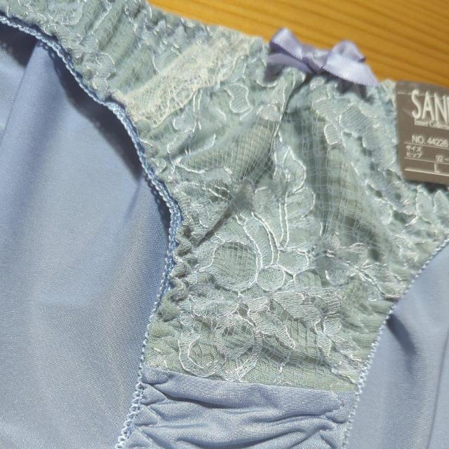 Viߗ Ftg[X͗l L  t@bV 