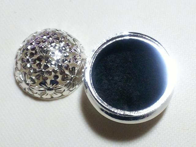 �������������^�J���@�~�j�@���F�i�ԍ��F�j �� �����A�N�Z�T���[/���v�� 