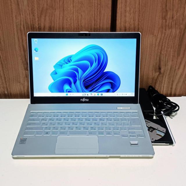 FUJITSU LIFEBOOK Corei5 ������8GB �V�iSSD512GB Web�J���� DVD Windows11 �� PC�{��/���Ӌ@��� 