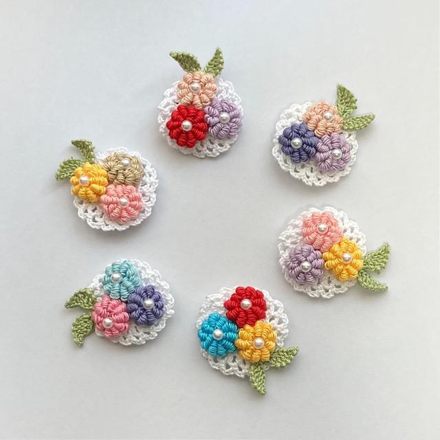 ハンドメイド♪レース編み お花畑のブローチ < 女性ファッション  ハンドメイド♪レース編み お花畑のブローチ < 女性ファッションの