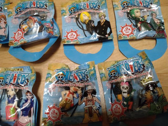ワンピース ストラップ9種新世界衣装 未開封 < アニメ/コミック/キャラクター  ワンピース ストラップ9種新世界衣装 未開封 < アニメ/コミック/キャラクターの