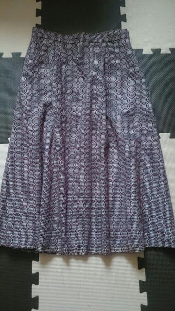 anySiS☆★ミディ丈タックスカート☆刺繍&模様★美ライン☆オンワード樫山★ < ブランド  anySiS☆★ミディ丈タックスカート☆刺繍&模様★美ライン☆オンワード樫山★ < ブランドの