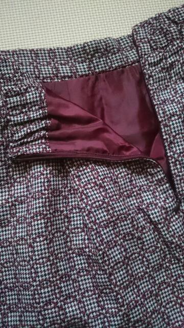 anySiS☆★ミディ丈タックスカート☆刺繍&模様★美ライン☆オンワード樫山★ < ブランド  anySiS☆★ミディ丈タックスカート☆刺繍&模様★美ライン☆オンワード樫山★ < ブランドの