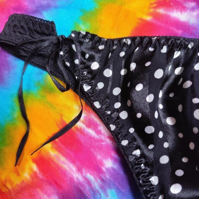 GJbBBBhbgVtHRpTobNBBBV[cBBB  t@bV 